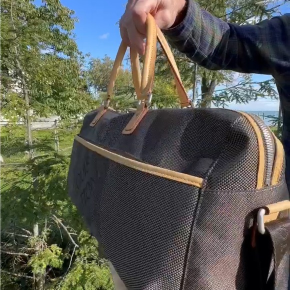 👜🤎AUTHENTIC LV CARRYALL DUFFEL BAG 👜🤎 - Picture 3 of 16